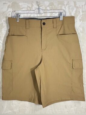 Orvis Men's Tan Cargo Shorts Size 32 Zip Pockets Golf Fishing Outdoors